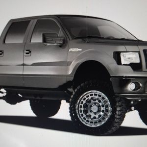 Meet your Posher, Joshua